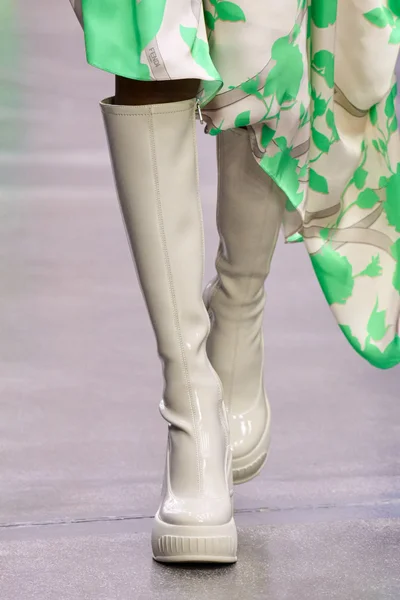 Look 85